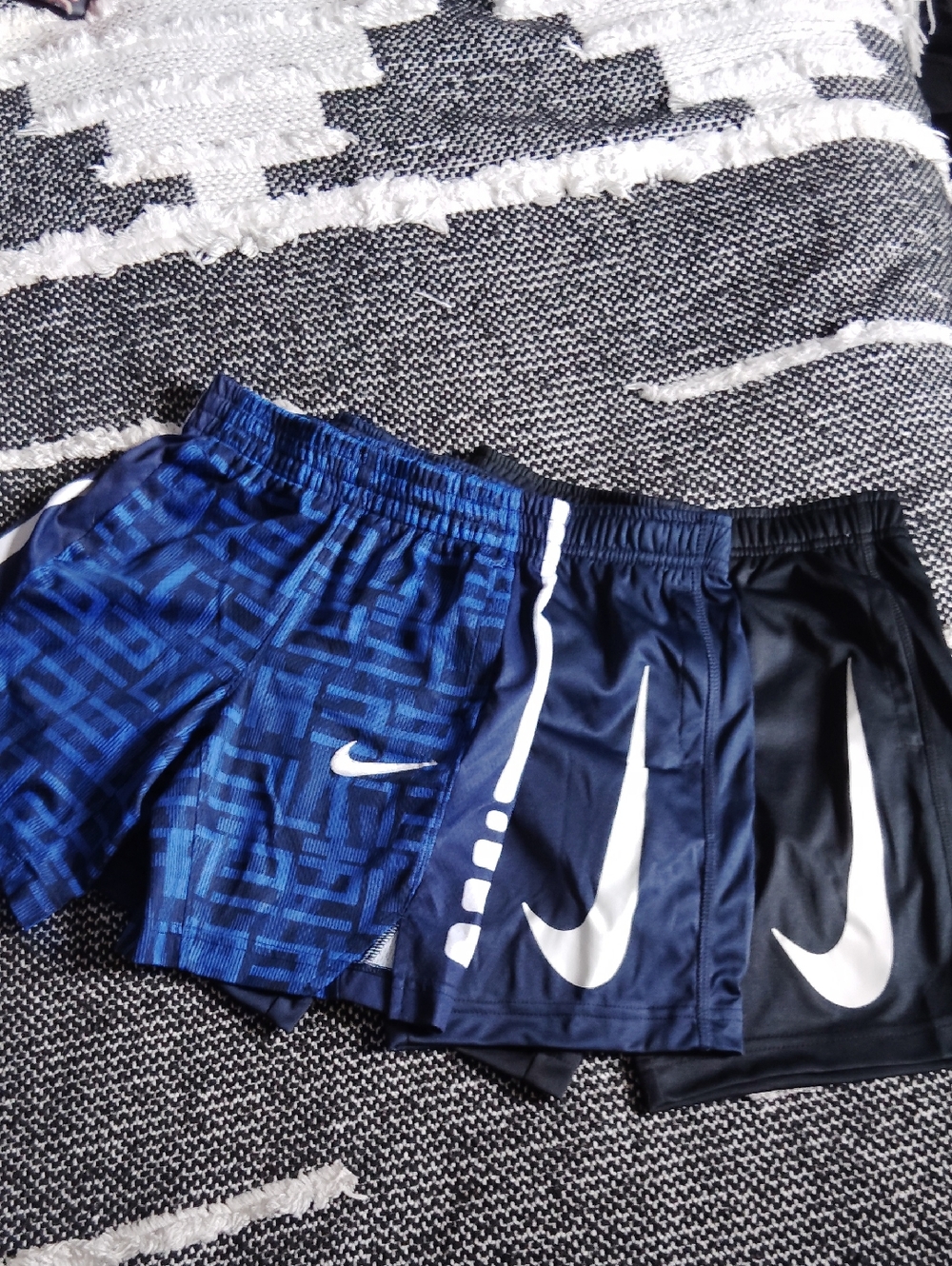 Nike Boys Blue, Navy & Black Athletic Shorts Pack 5/6  Great!